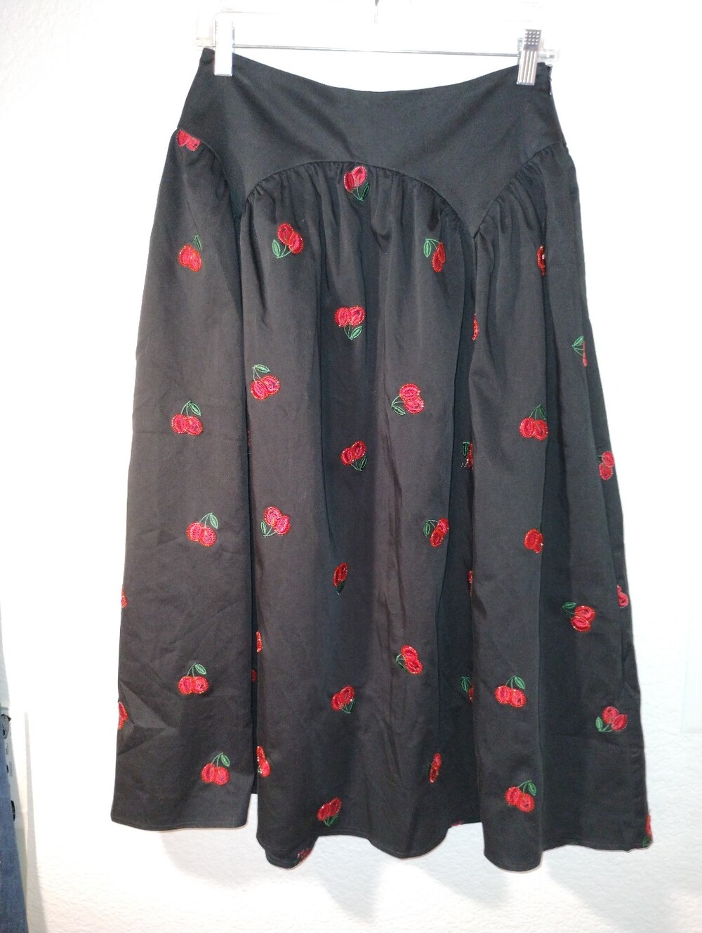 Avec Les Filles Skirt Cherry Embroidered Great Condition sz Petite Small